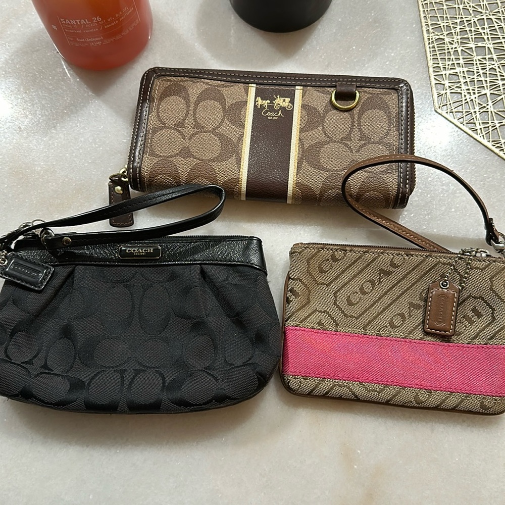 Lot of 3 Coach wallet and wristlet bags